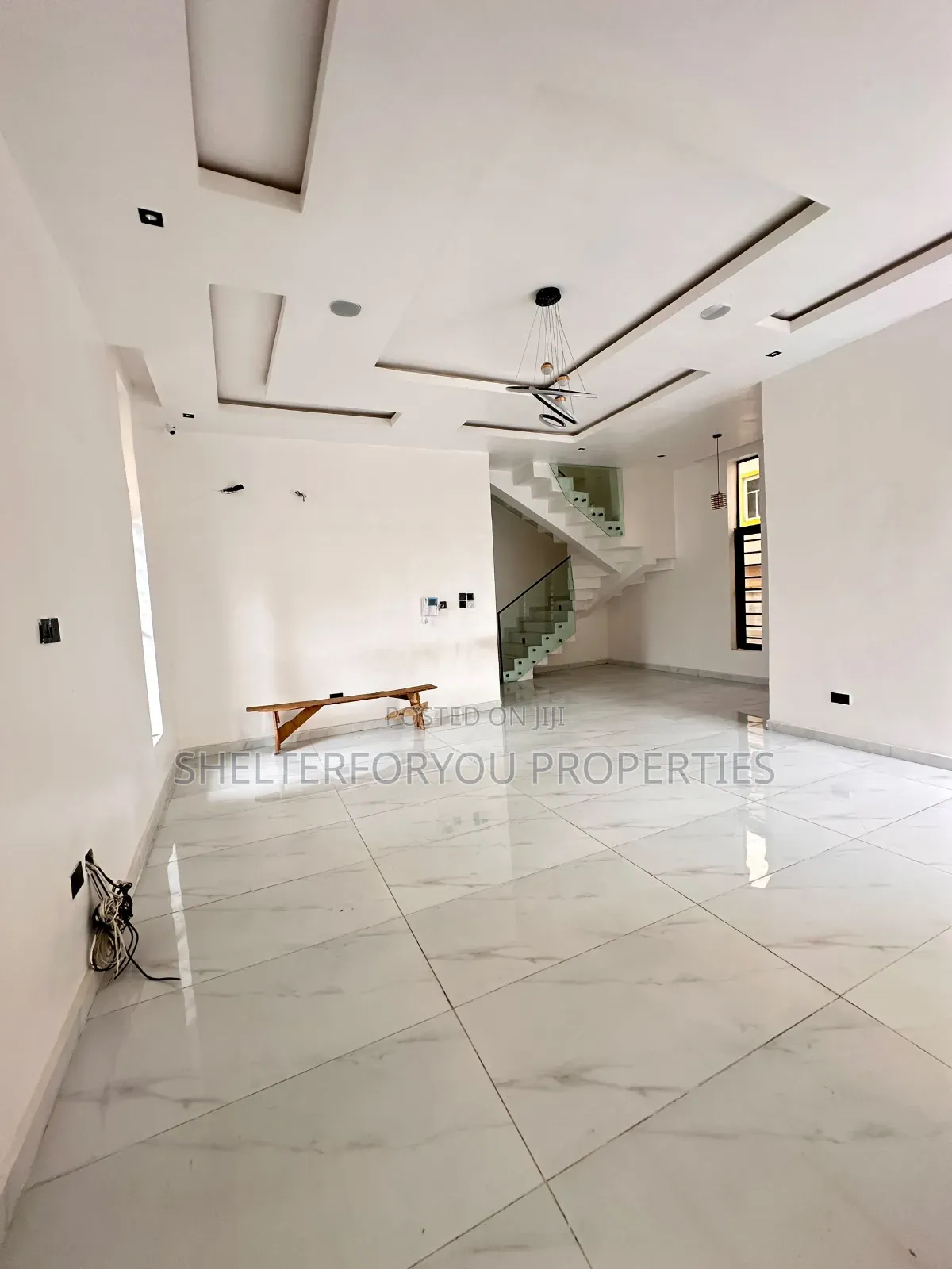 5bdrm Duplex in Sangotedo for sale in Sangotedo