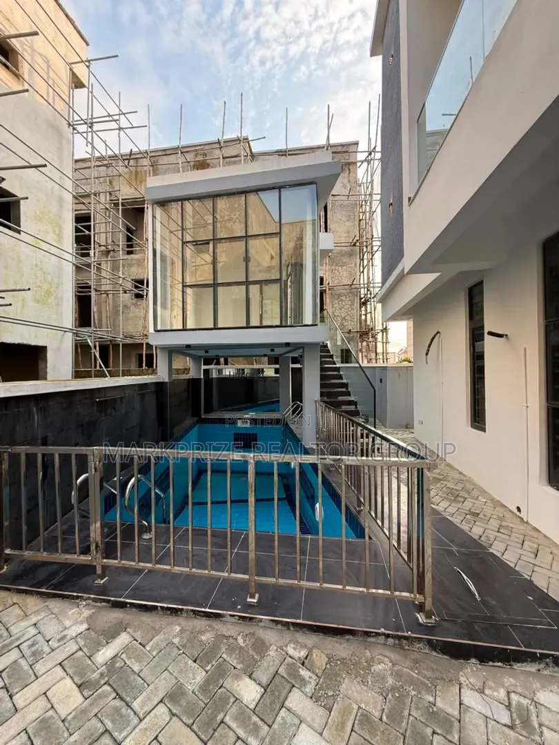 3bdrm Apartment in Osapa Lekki Lagos for sale in Lekki Expressway