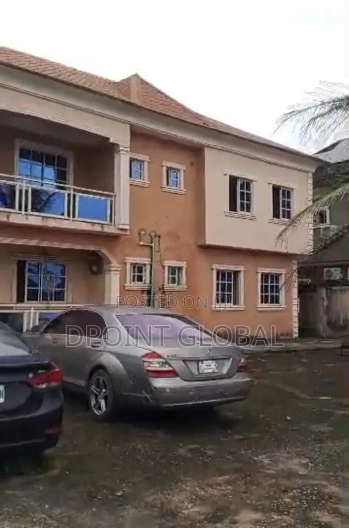 6bdrm Block of Flats in Gloryland Estate, Iseri Olofin for sale in Iseri Olofin