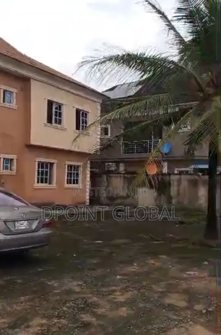 6bdrm Block of Flats in Gloryland Estate, Iseri Olofin for sale in Iseri Olofin