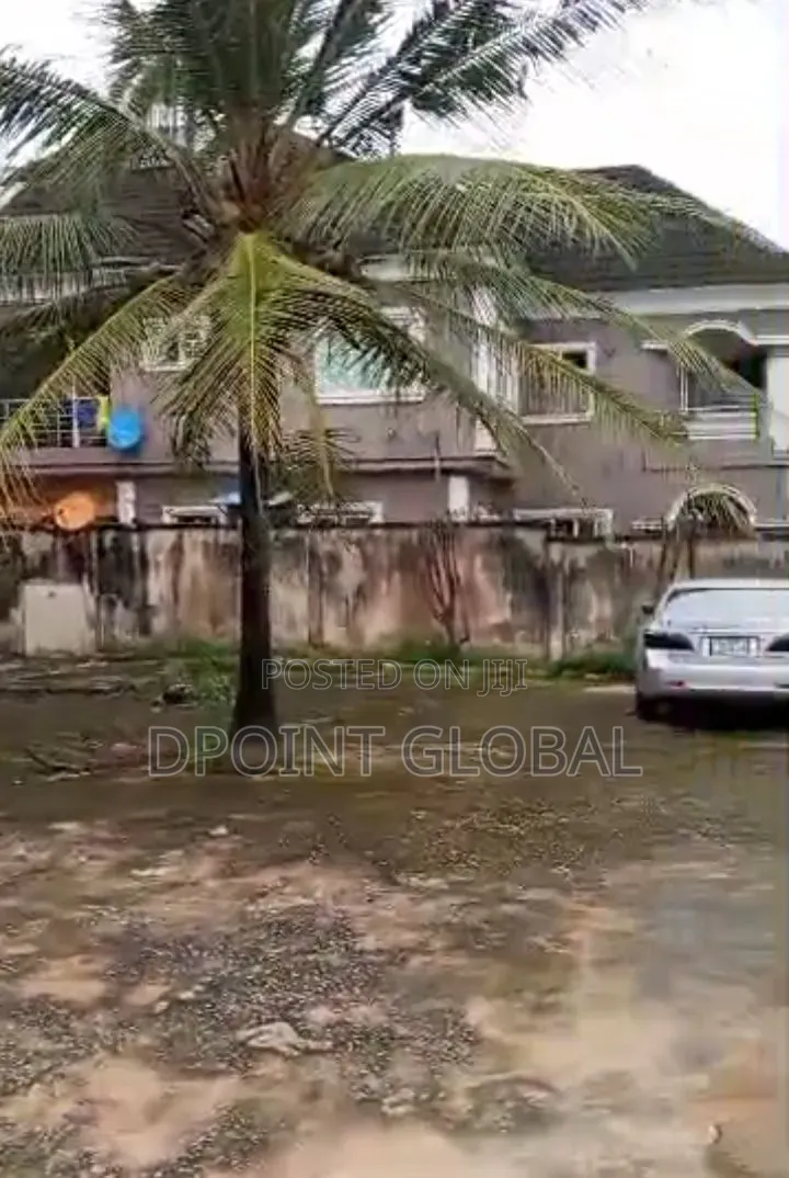 6bdrm Block of Flats in Gloryland Estate, Iseri Olofin for sale in Iseri Olofin
