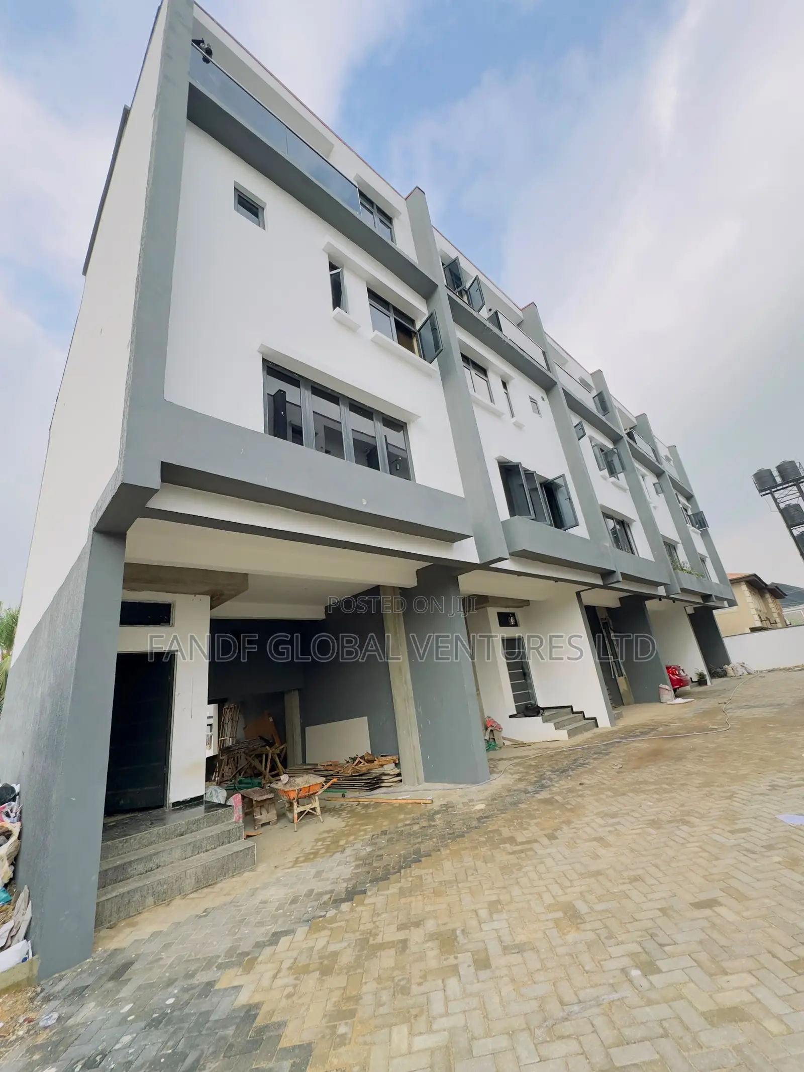4bdrm Townhouse/Terrace in Gbagada for sale in Gbagada