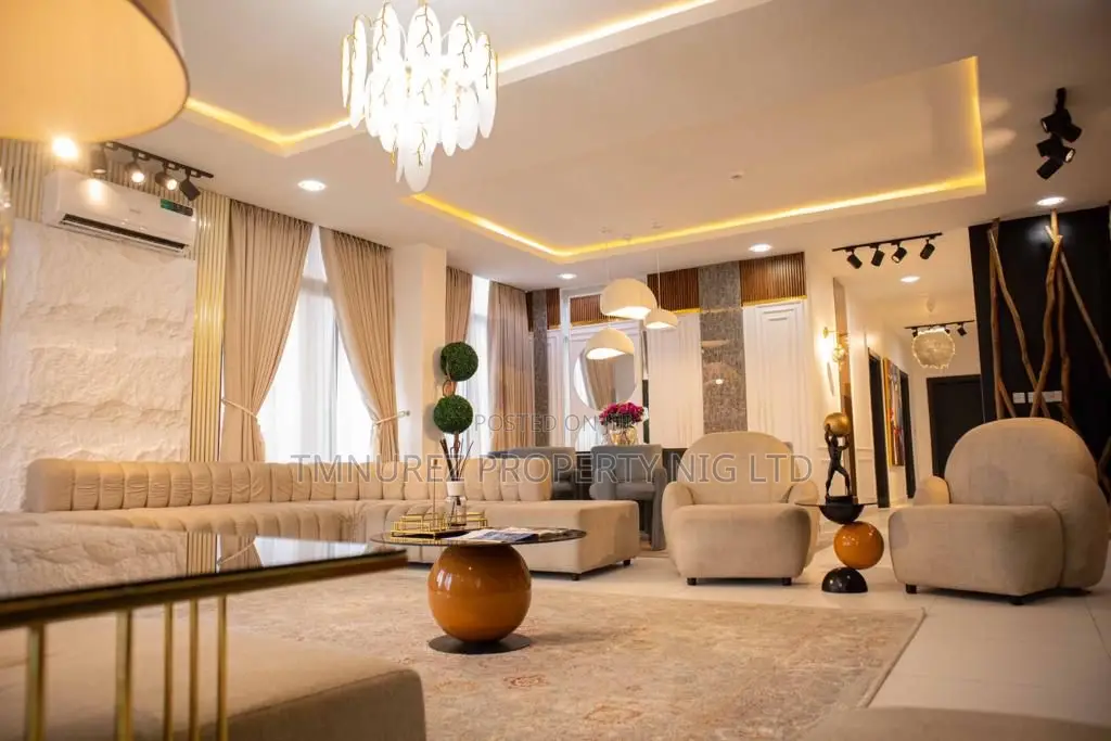 Furnished 3bdrm Apartment in Awolowo Road for rent in Awolowo Road