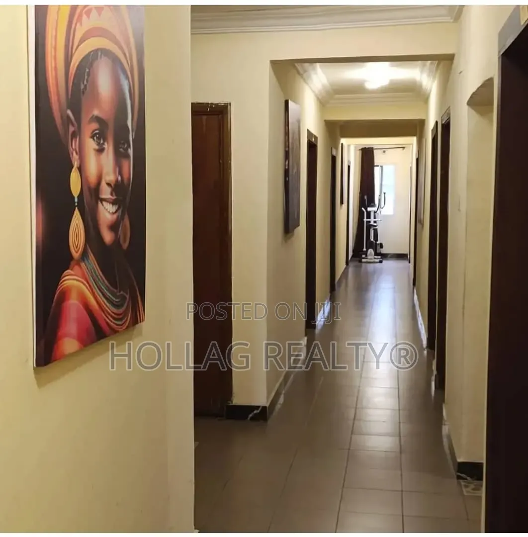 25 Rooms Hotel at Acme, Ikeja. in Agidingbi