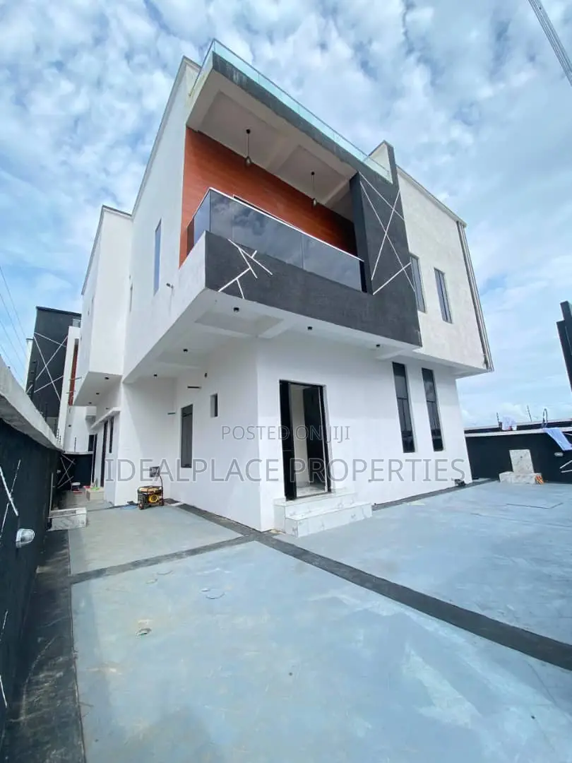 5bdrm Duplex in Lekki for sale in Lekki