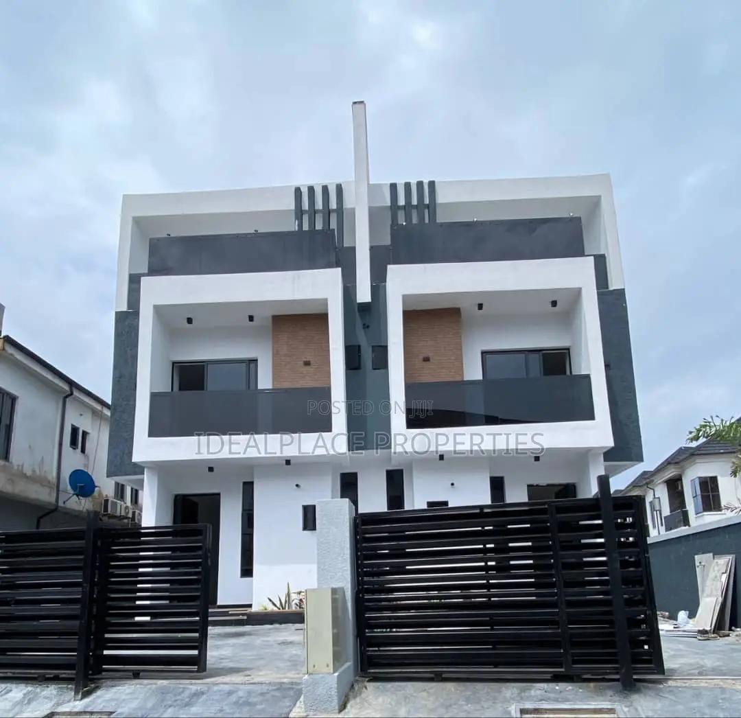 4bdrm Duplex in Lekki for sale in Lekki