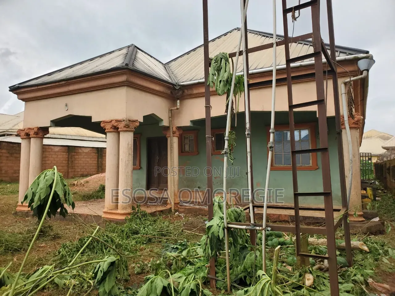 3bdrm Block of Flats in Ekpoma for sale in Ekpoma
