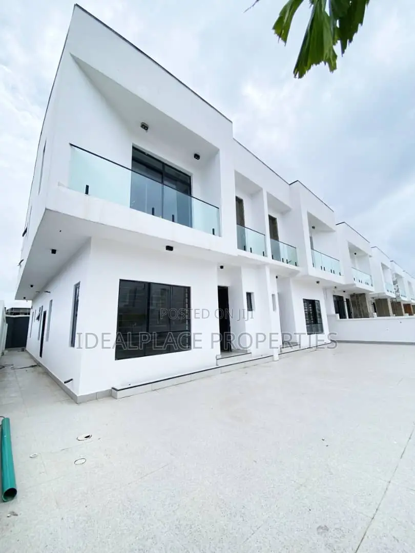 4bdrm Duplex in Lekki for sale in Lekki