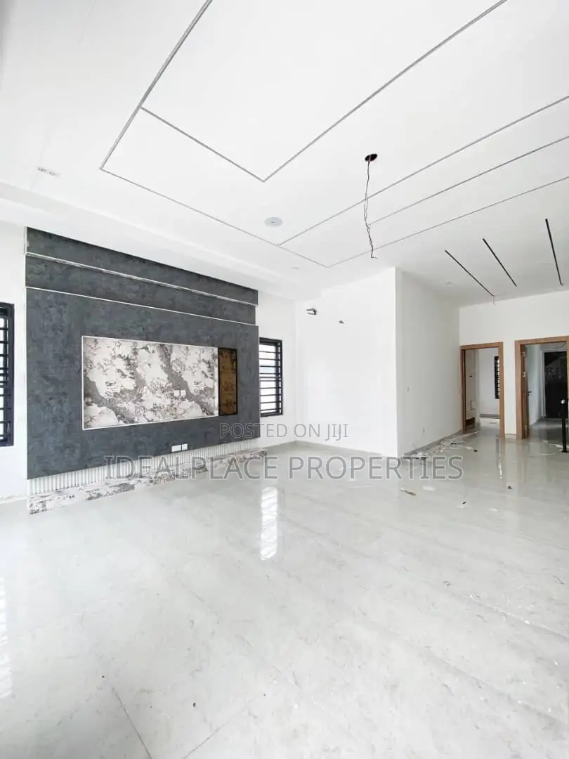 4bdrm Duplex in Lekki for sale in Lekki