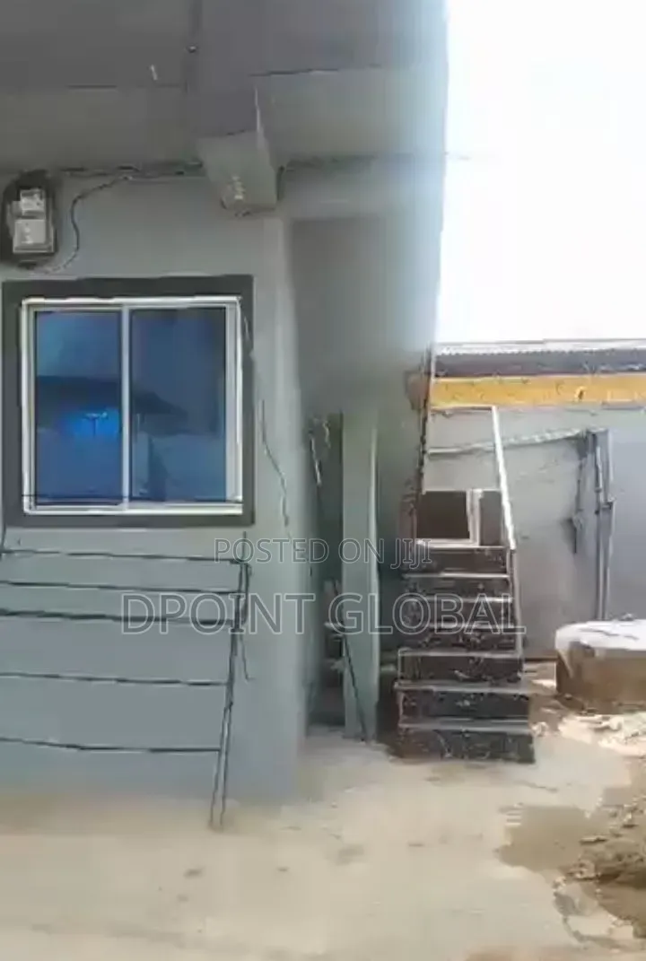 6bdrm Block of Flats in Not Estate, Akowonjo for sale in Akowonjo