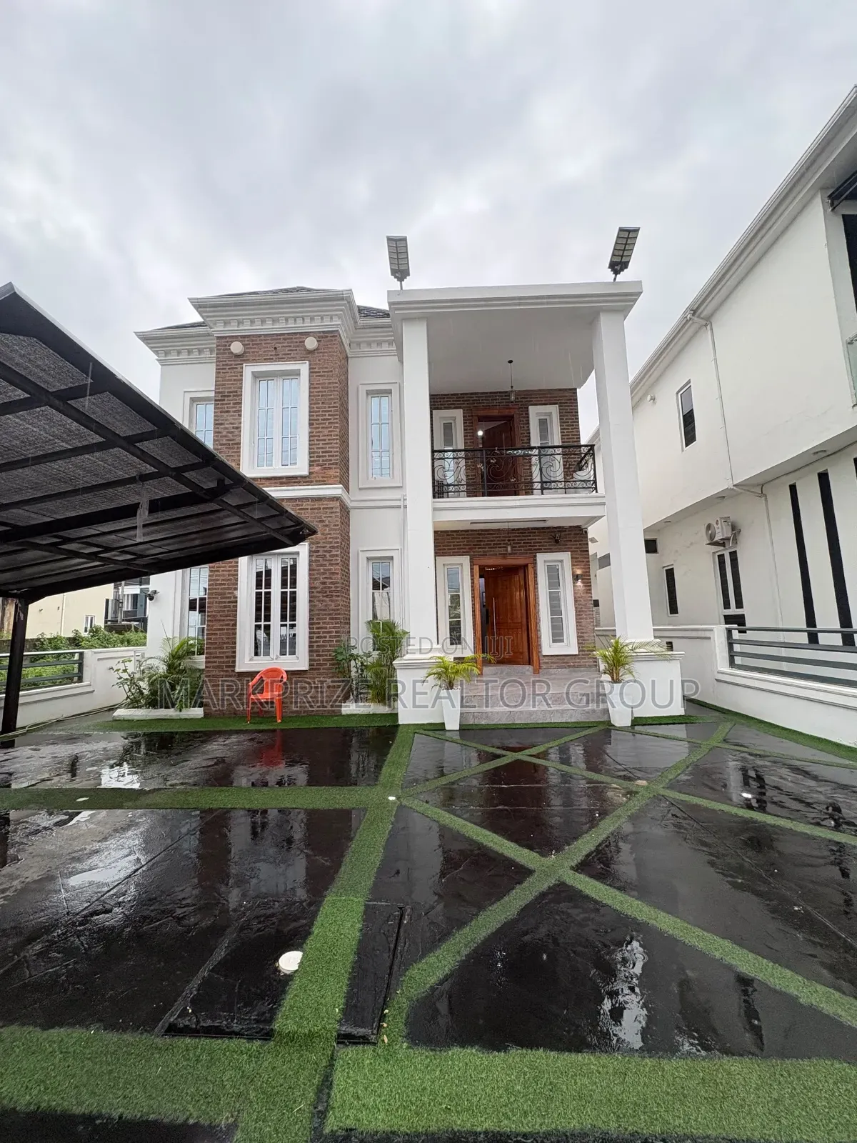 5bdrm Duplex in Lekki County Homes, Ikota for sale in Ikota