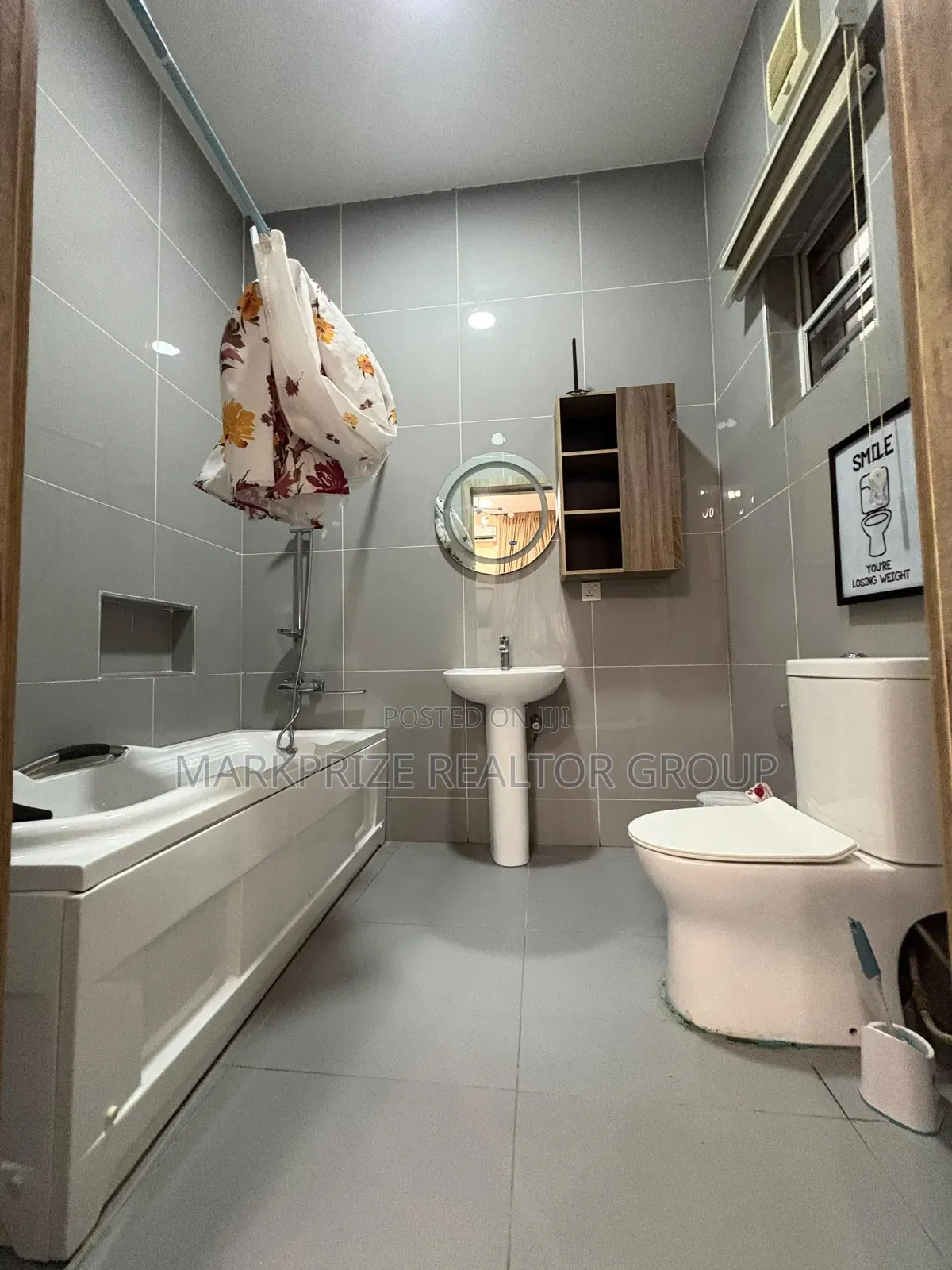 5bdrm Duplex in Lekki County Homes, Ikota for sale in Ikota