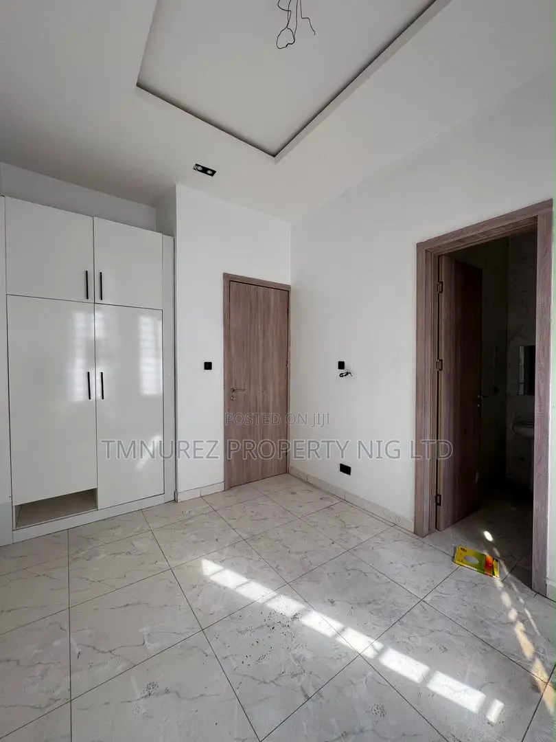 4bdrm Duplex in Lekki Phase 2 for rent in Lekki Phase 2