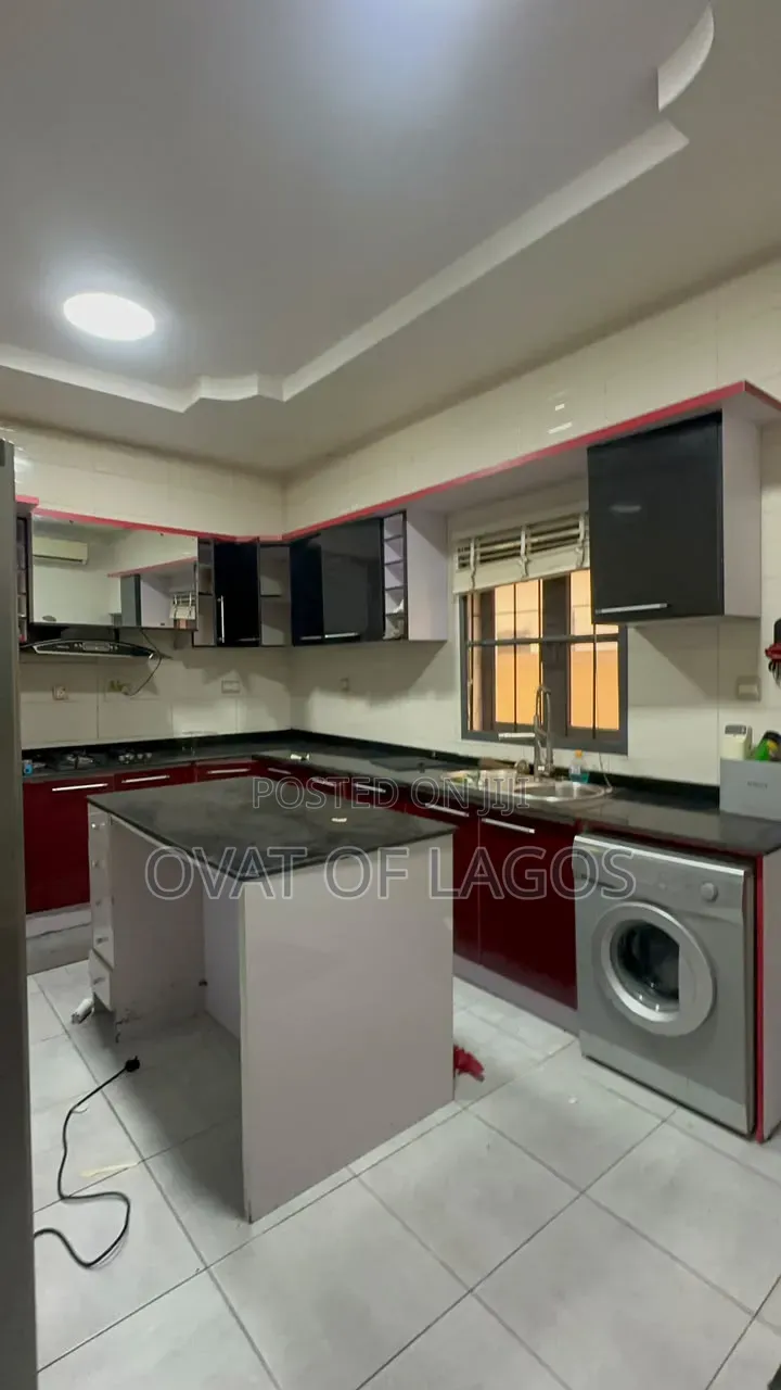 3bdrm Duplex in Chevron for rent in Chevron
