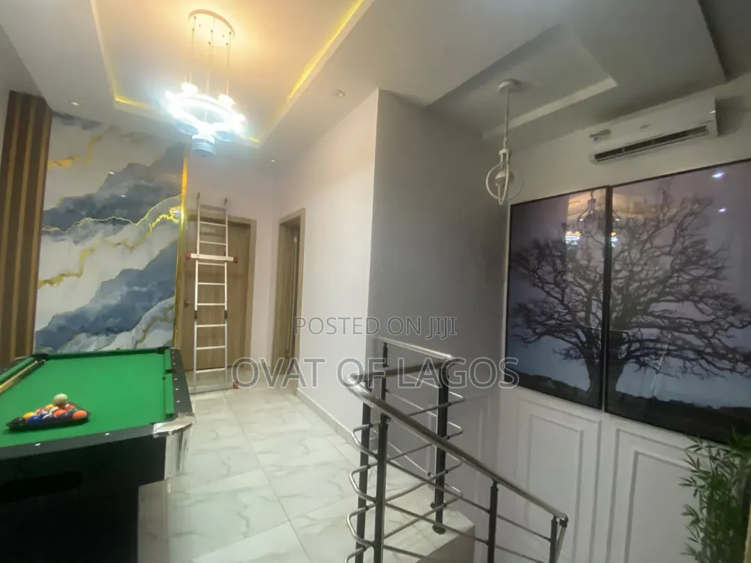 4bdrm Duplex in Ikota for rent in Ikota
