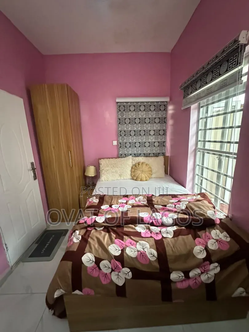 Furnished 3bdrm Apartment in Ikota Gra for rent in Ikota