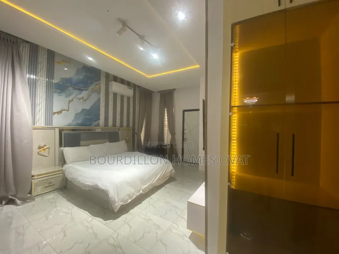 4bdrm Duplex in Ikota Villa Estate for rent in Ikota