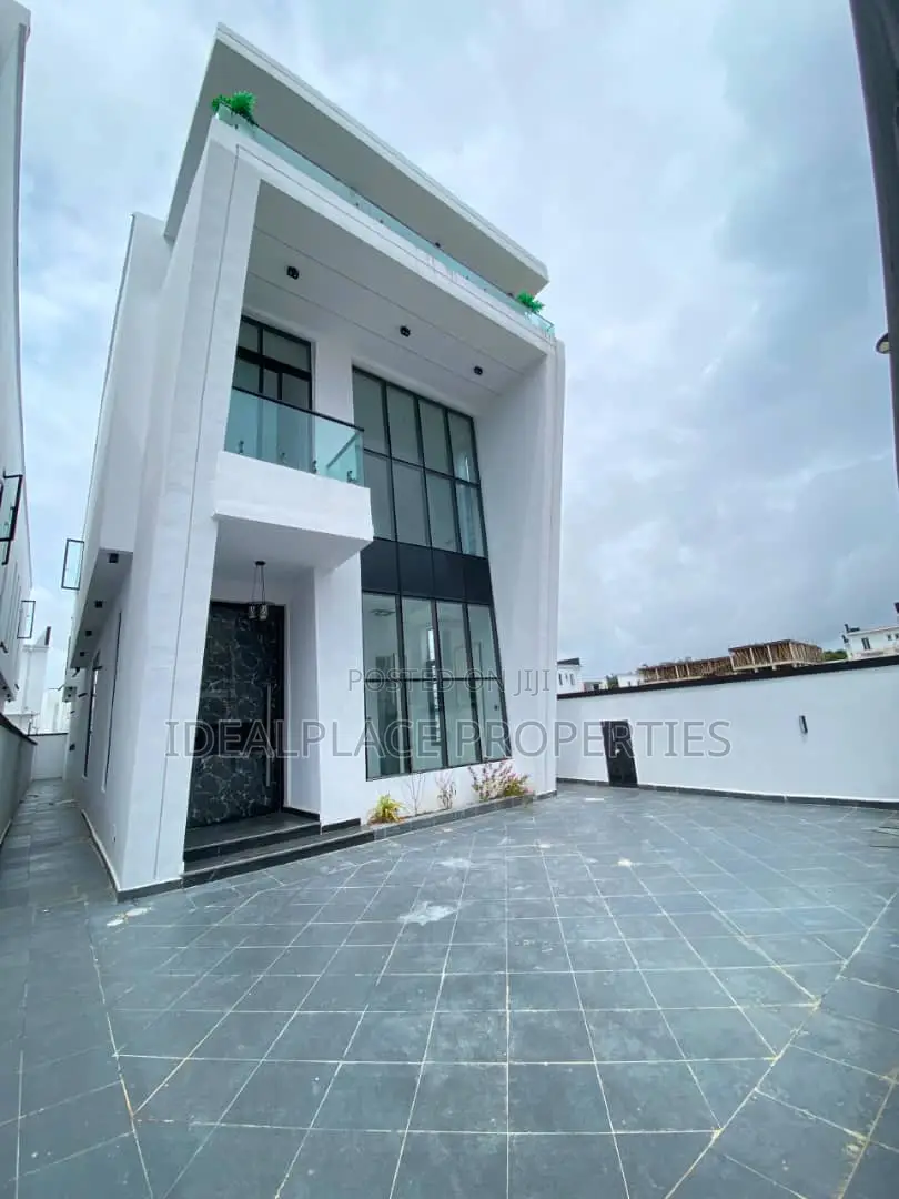 5bdrm Duplex in Lekki for sale in Lekki