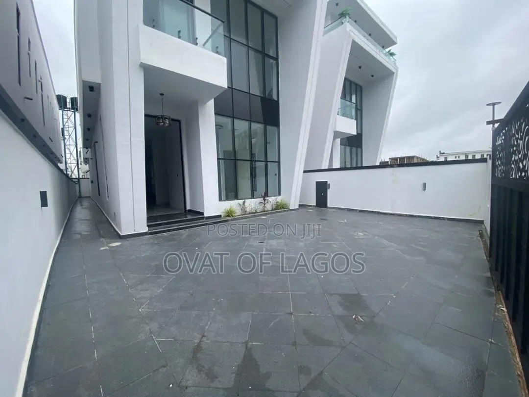 5bdrm Duplex in Orchid, Lekki Expressway for sale in Lekki Expressway