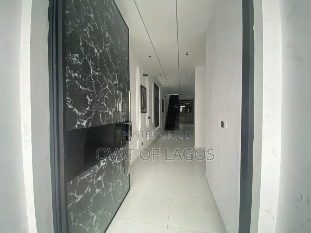 5bdrm Duplex in Orchid, Lekki Expressway for sale in Lekki Expressway