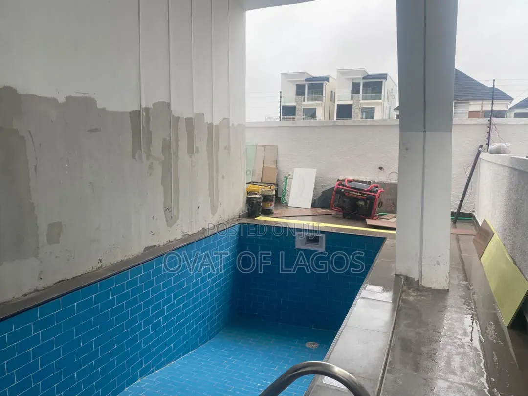 5bdrm Duplex in Orchid, Lekki Expressway for sale in Lekki Expressway