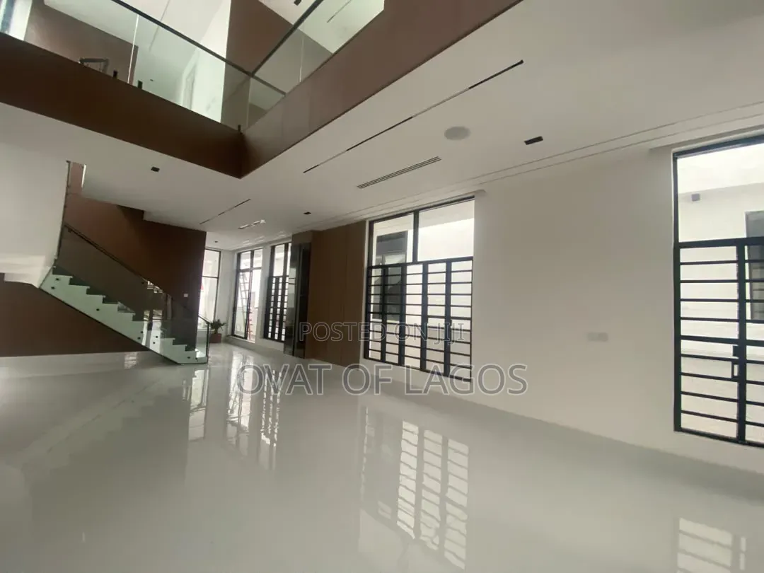 5bdrm Duplex in Orchid, Lekki Expressway for sale in Lekki Expressway