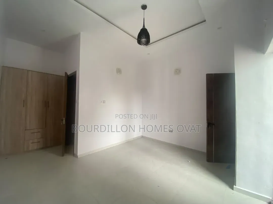 3bdrm Duplex in Lekki Conservation for rent in Lekki Expressway