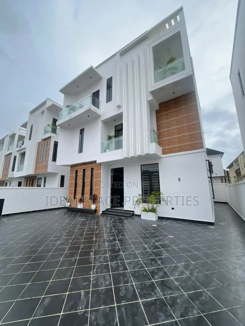 5bdrm Duplex in Osapa london for sale in Osapa london