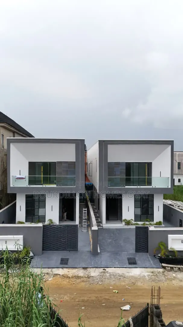 5bdrm Duplex in Lekki Palm City for sale in Lekki Expressway