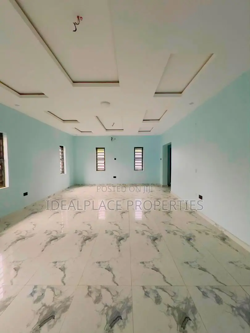 4bdrm Duplex in GRA Phase 1 for sale in GRA Phase 1