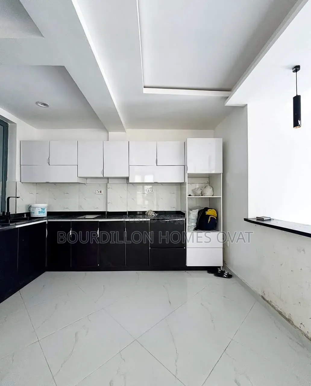 2bdrm Apartment in Lekki Conservation for sale in Lekki Expressway
