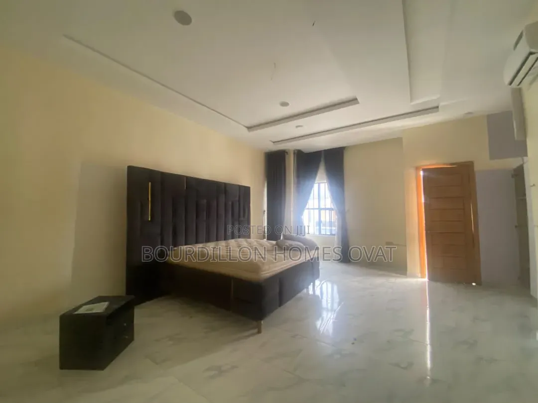 4bdrm Duplex in Orchid Lekki Lagos for rent in Lekki Expressway