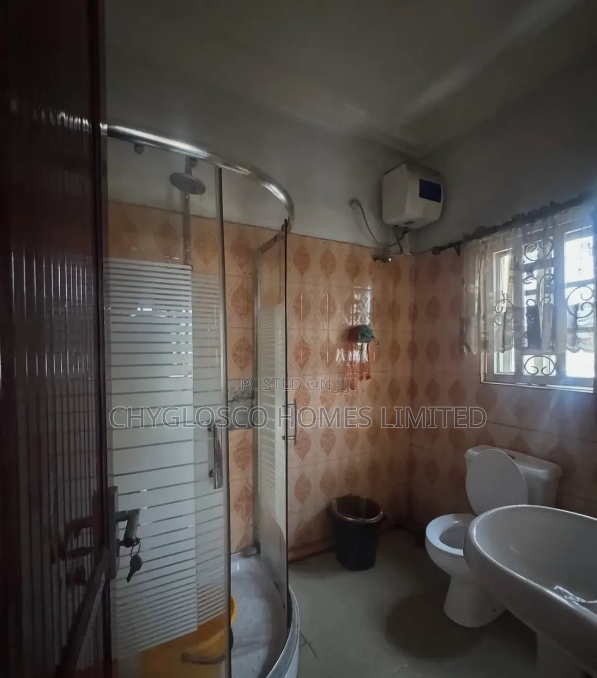 Furnished 6bdrm Duplex in Rumuehinwo Estate, New Layout for sale in New Layout