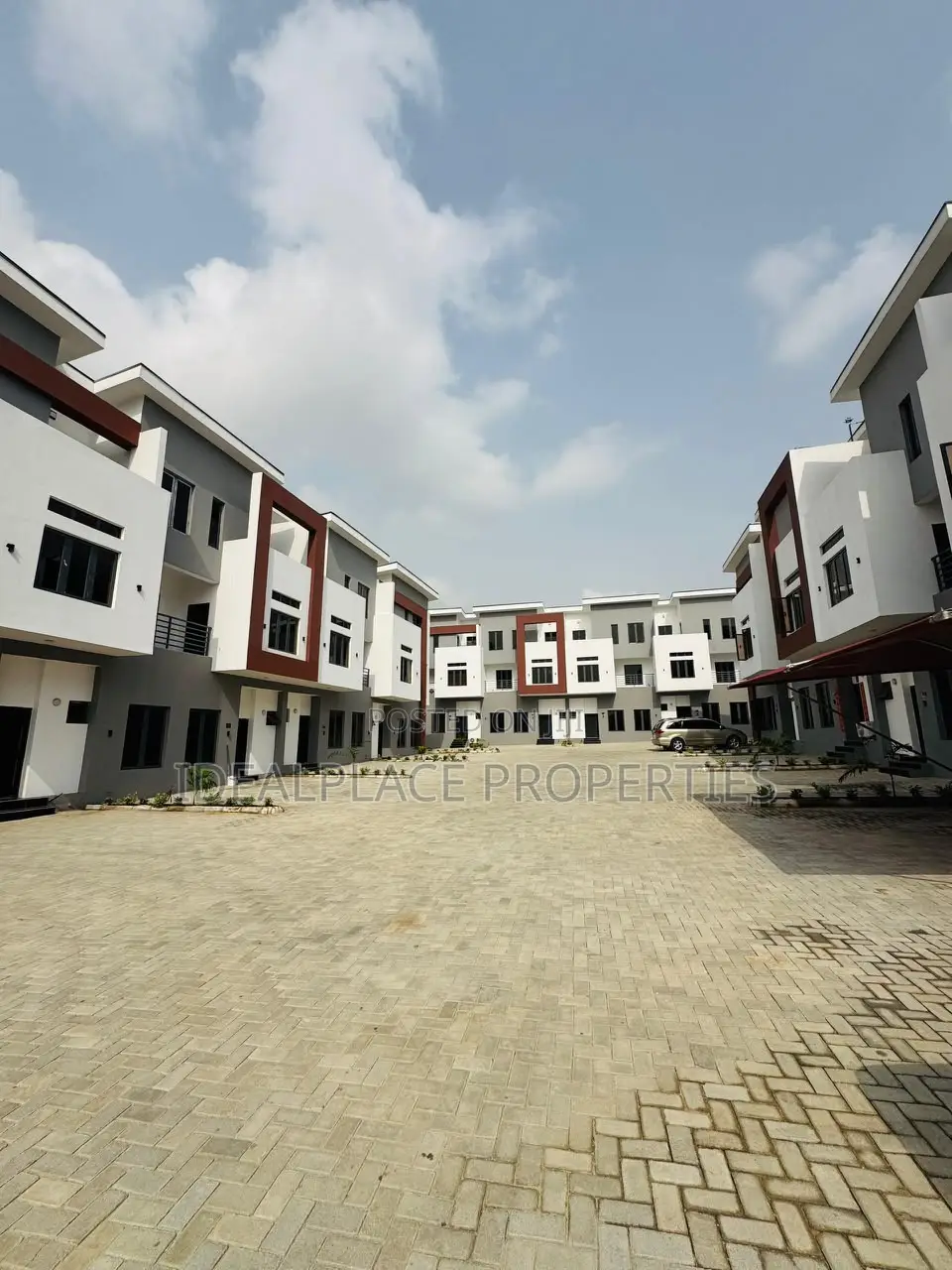 4bdrm Townhouse/Terrace in Oregun for sale in Oregun