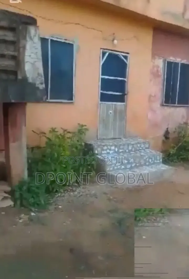 6bdrm Block of Flats in Not Estate, Abaranje for sale in Abaranje
