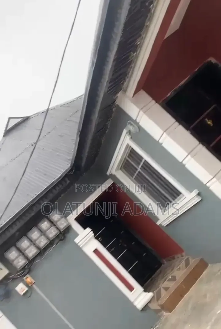 7bdrm Block of Flats in Ogo Oluwa, Osogbo for sale in Osogbo