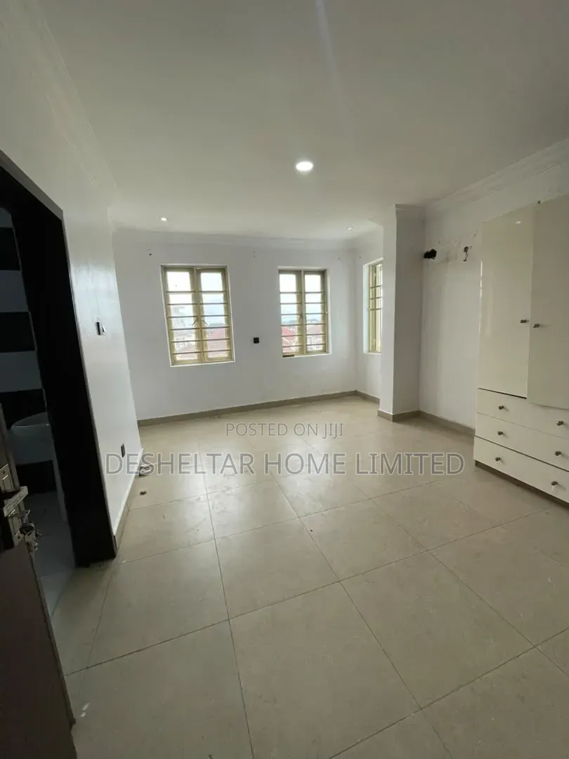 1bdrm Shared Apartment in Southern View Estate, Chevron for rent in Chevron