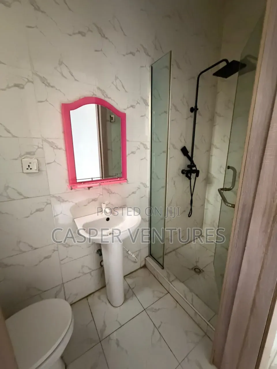 1bdrm Shared Apartment in Ocean Harbor, Lekki Phase 2 for rent in Lekki Phase 2