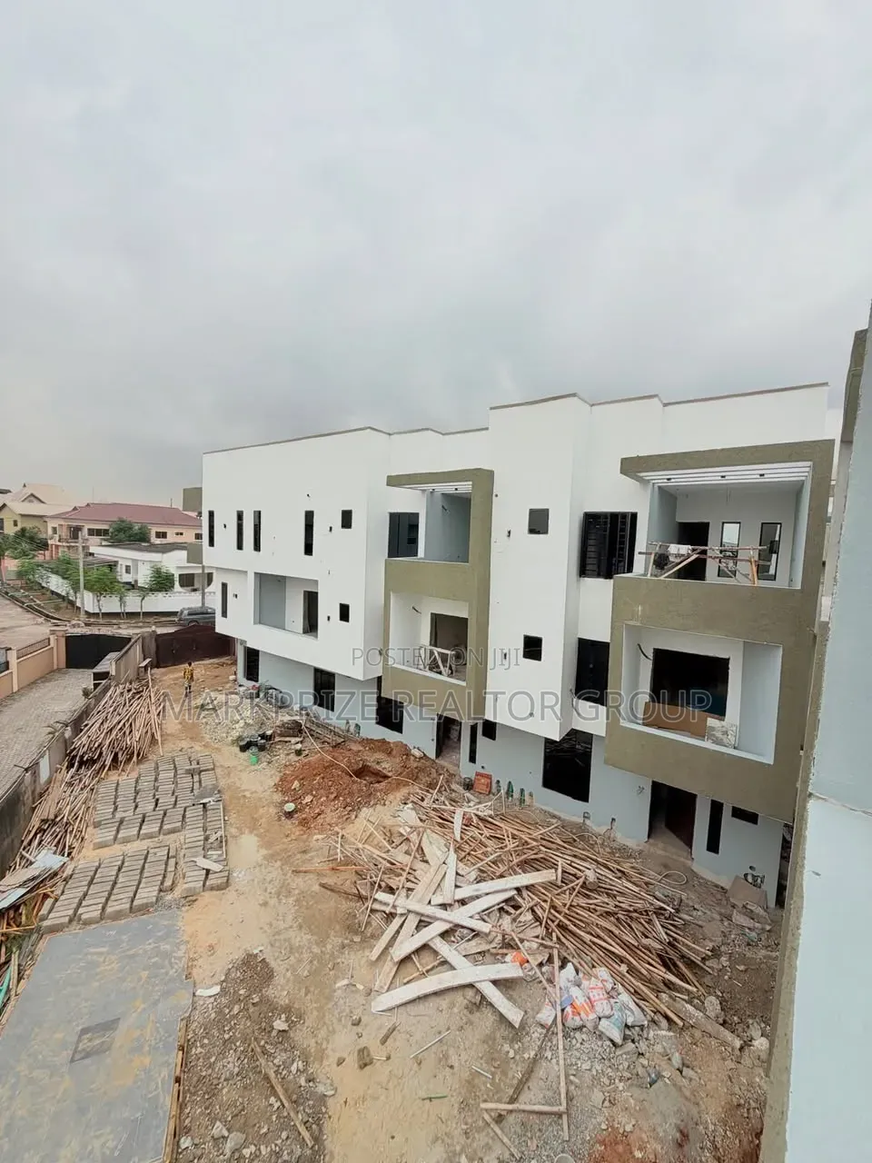 4bdrm Duplex in Ogudu Gra Phase 1 for sale in Ogudu GRA
