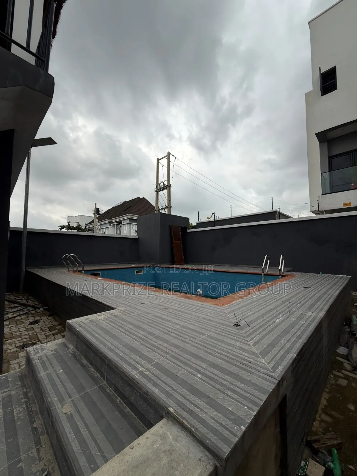 4bdrm Duplex in Ogudu Gra 2 for sale in Ogudu GRA