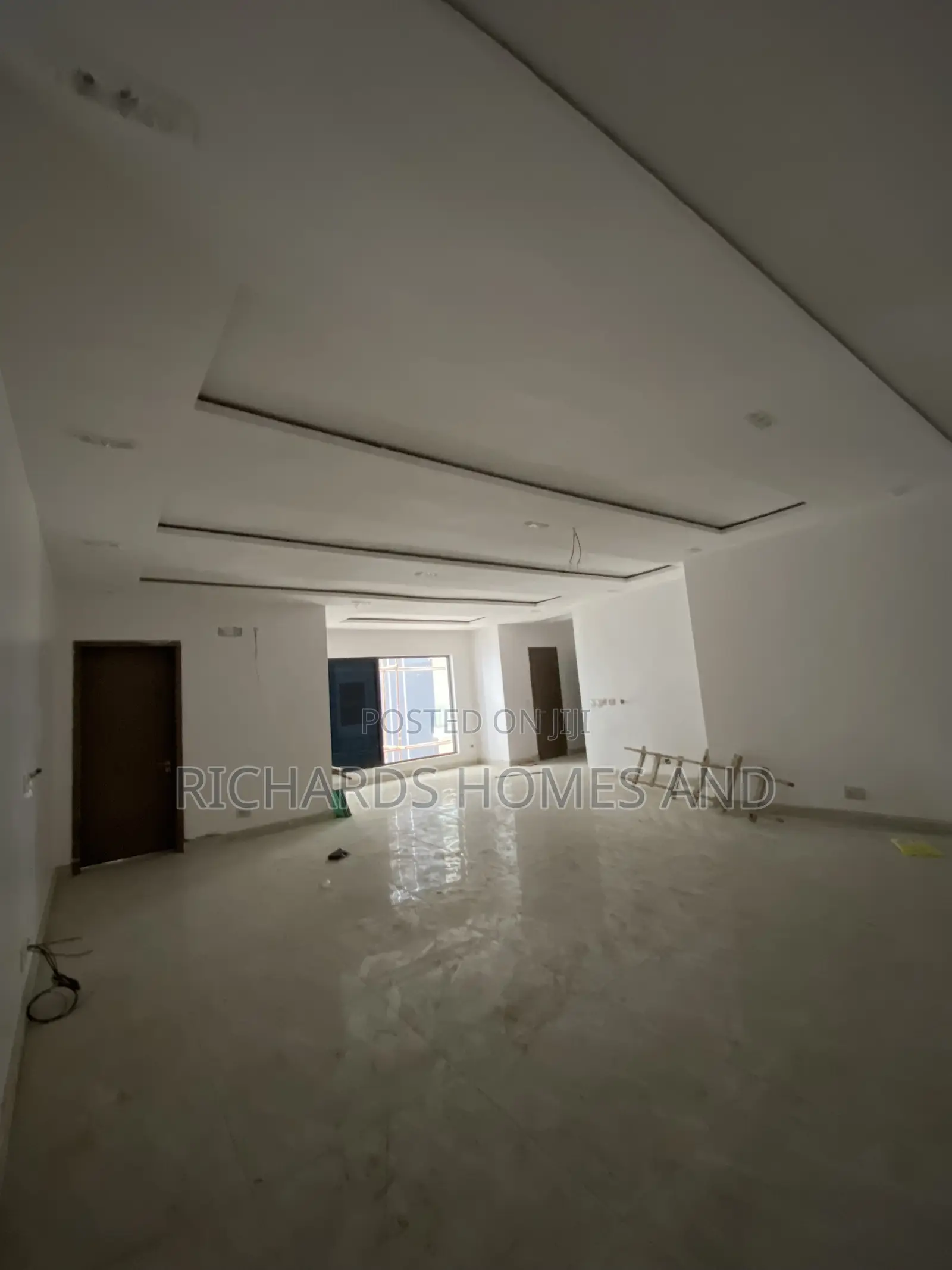 3bdrm Apartment in Lekki Phase 1 for sale in Lekki Phase 1