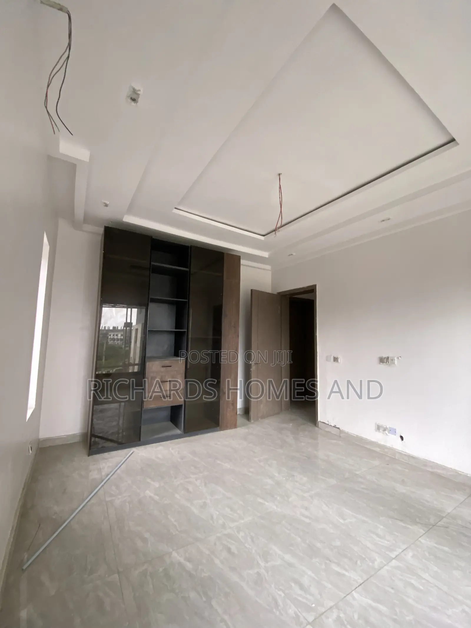 3bdrm Apartment in Lekki Phase 1 for sale in Lekki Phase 1
