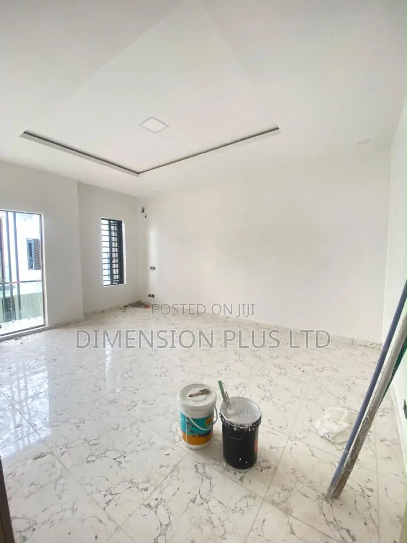 4bdrm Duplex in Lekki for sale in Lekki