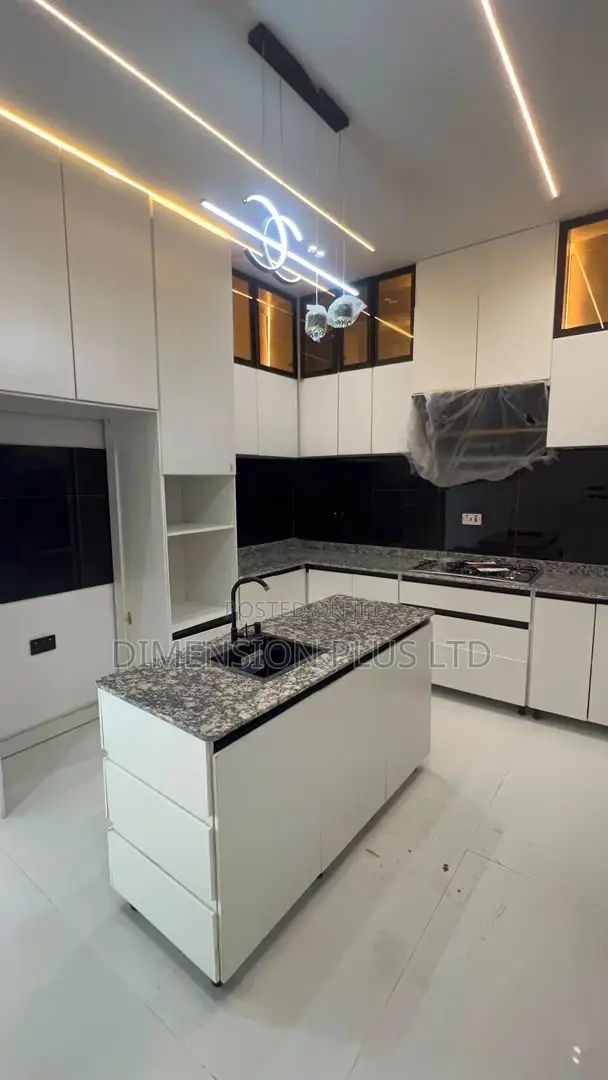 4bdrm Duplex in Sangotedo for sale in Sangotedo