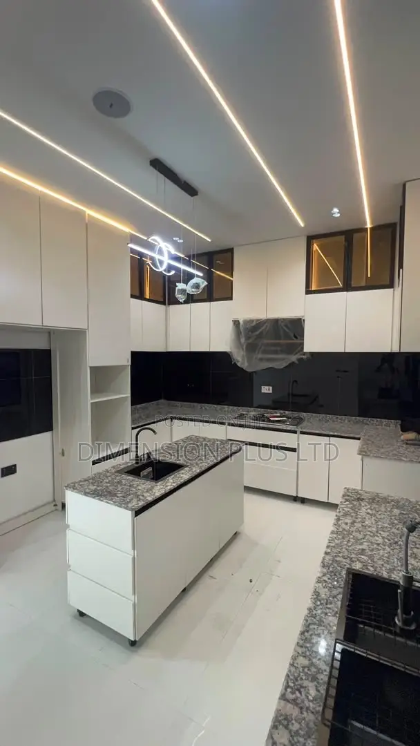 4bdrm Duplex in Sangotedo for sale in Sangotedo