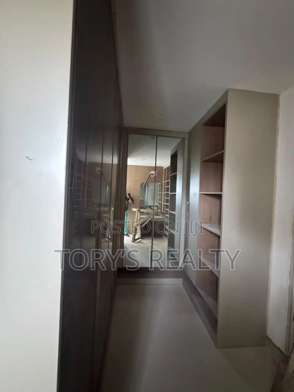 4bdrm Duplex in Lekki Phase 1 for sale in Lekki Phase 1