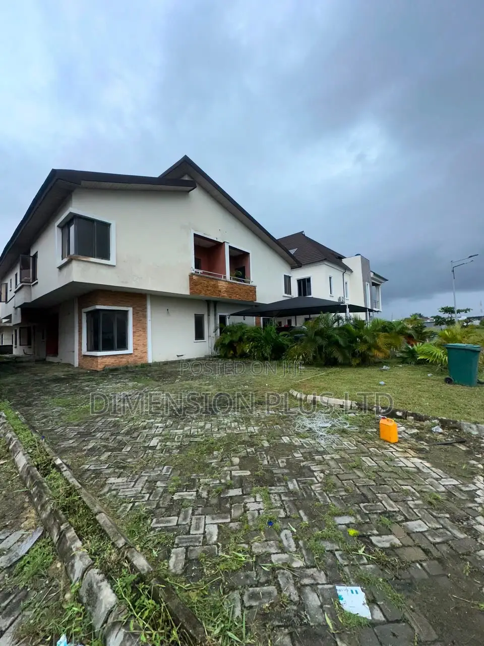 4bdrm Duplex in VGC / Ajah for sale in VGC / Ajah