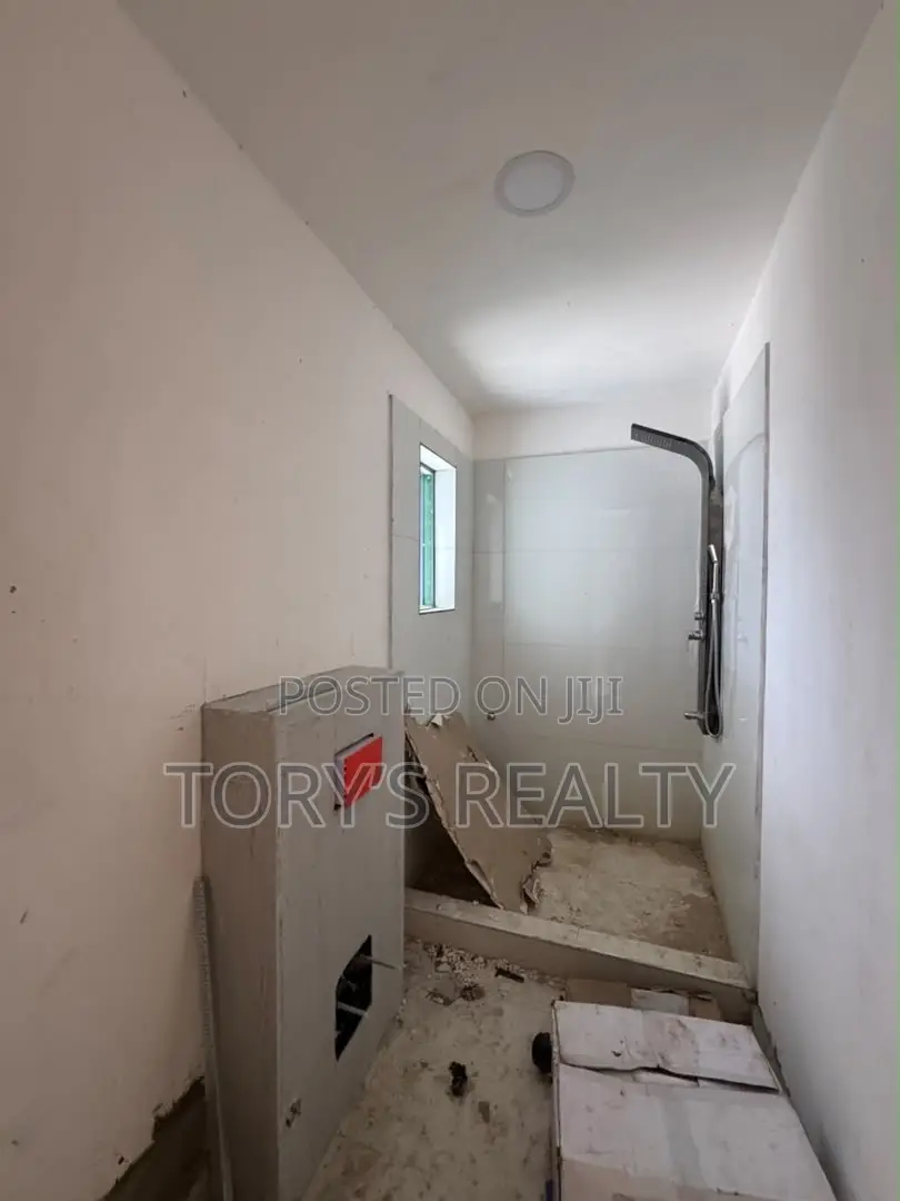 2bdrm Apartment in Victoria Island Extension for sale in Victoria Island Extension