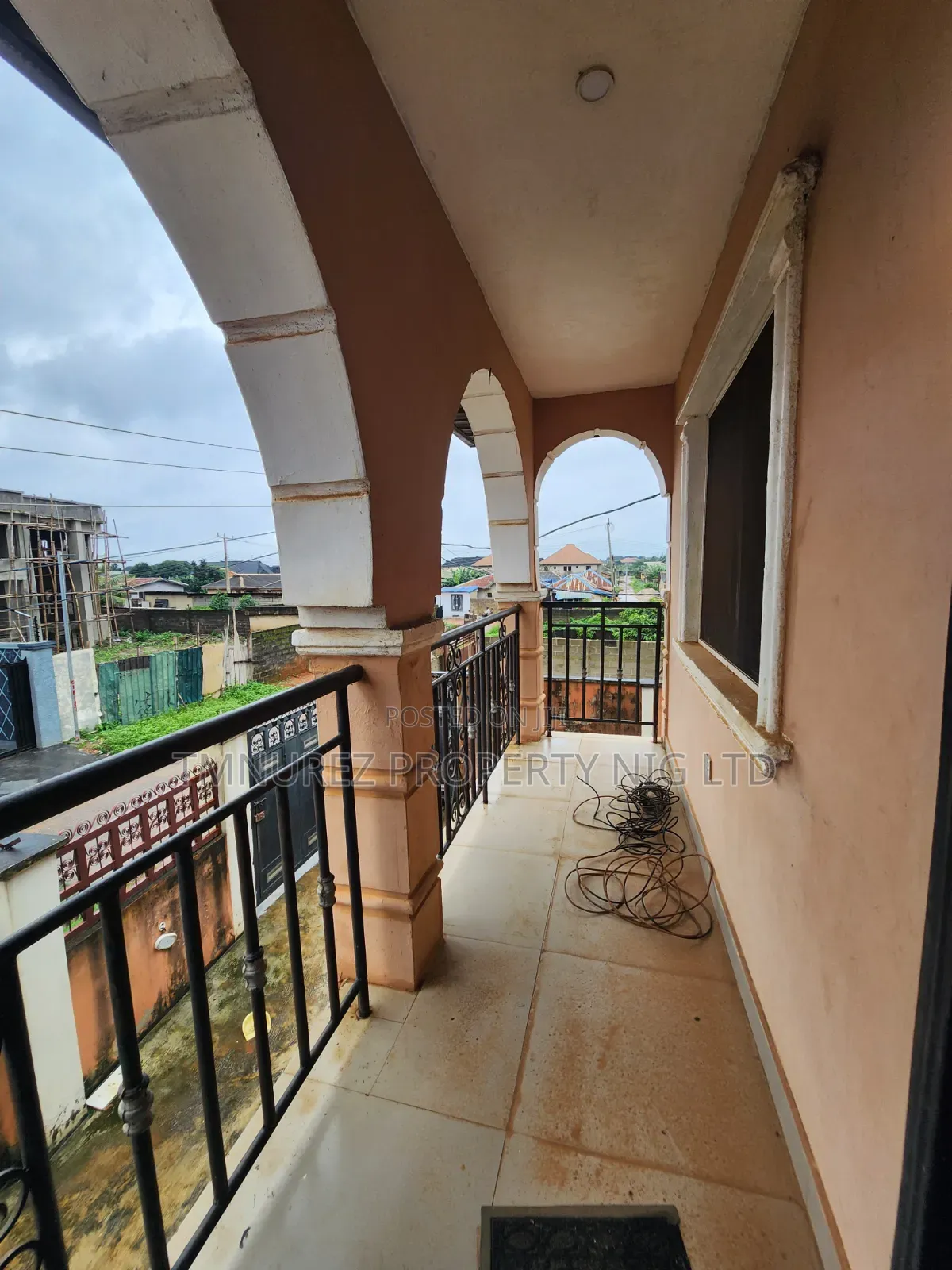 20bdrm Apartment in Ijede / Ikorodu for sale in Ijede / Ikorodu