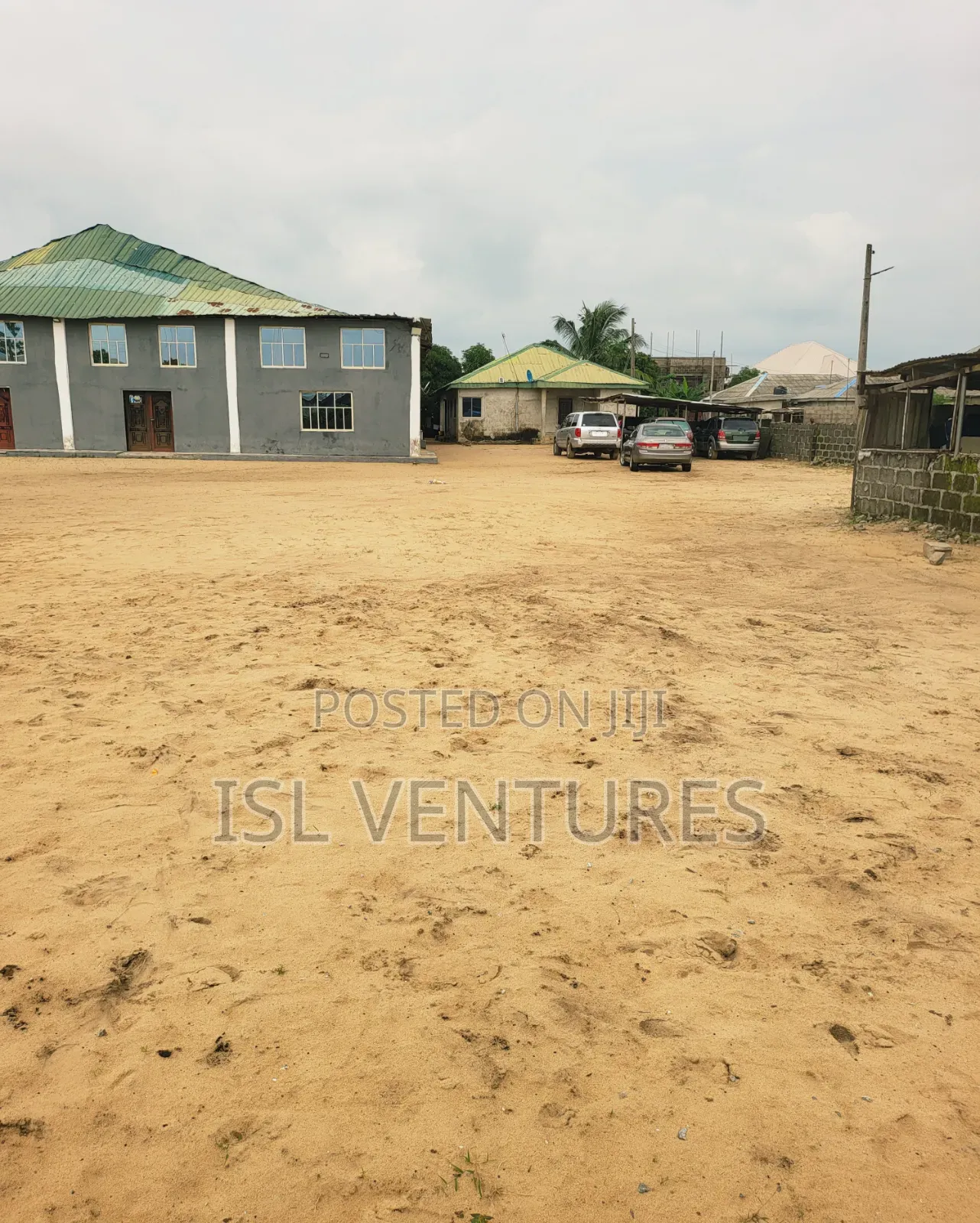 4plots Plus Land With Buildings for Sale in Aradagun